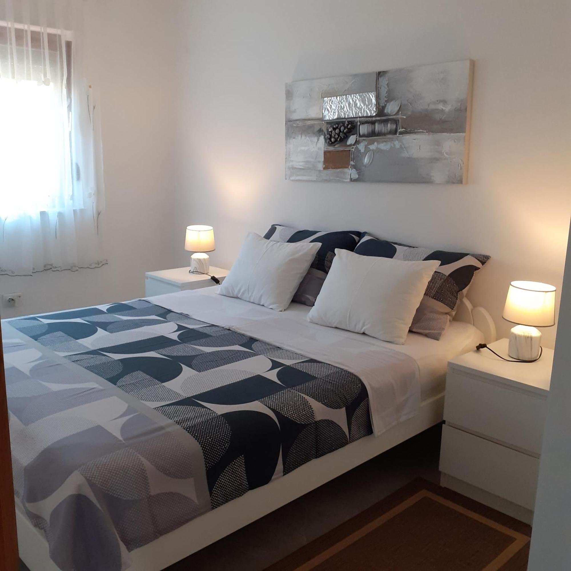 Apartments Lora Vir Dış mekan fotoğraf