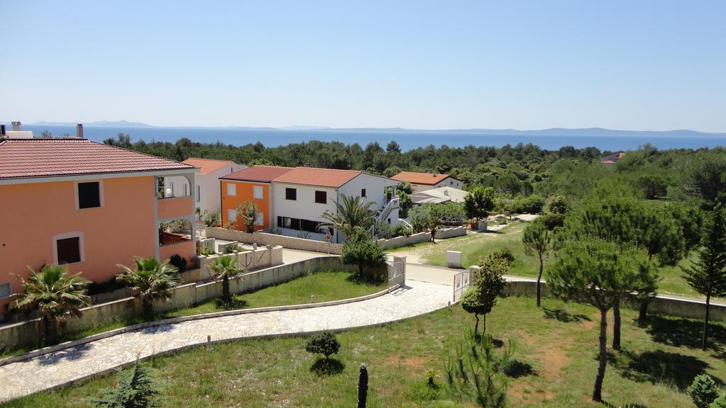 Apartments Lora Vir Dış mekan fotoğraf