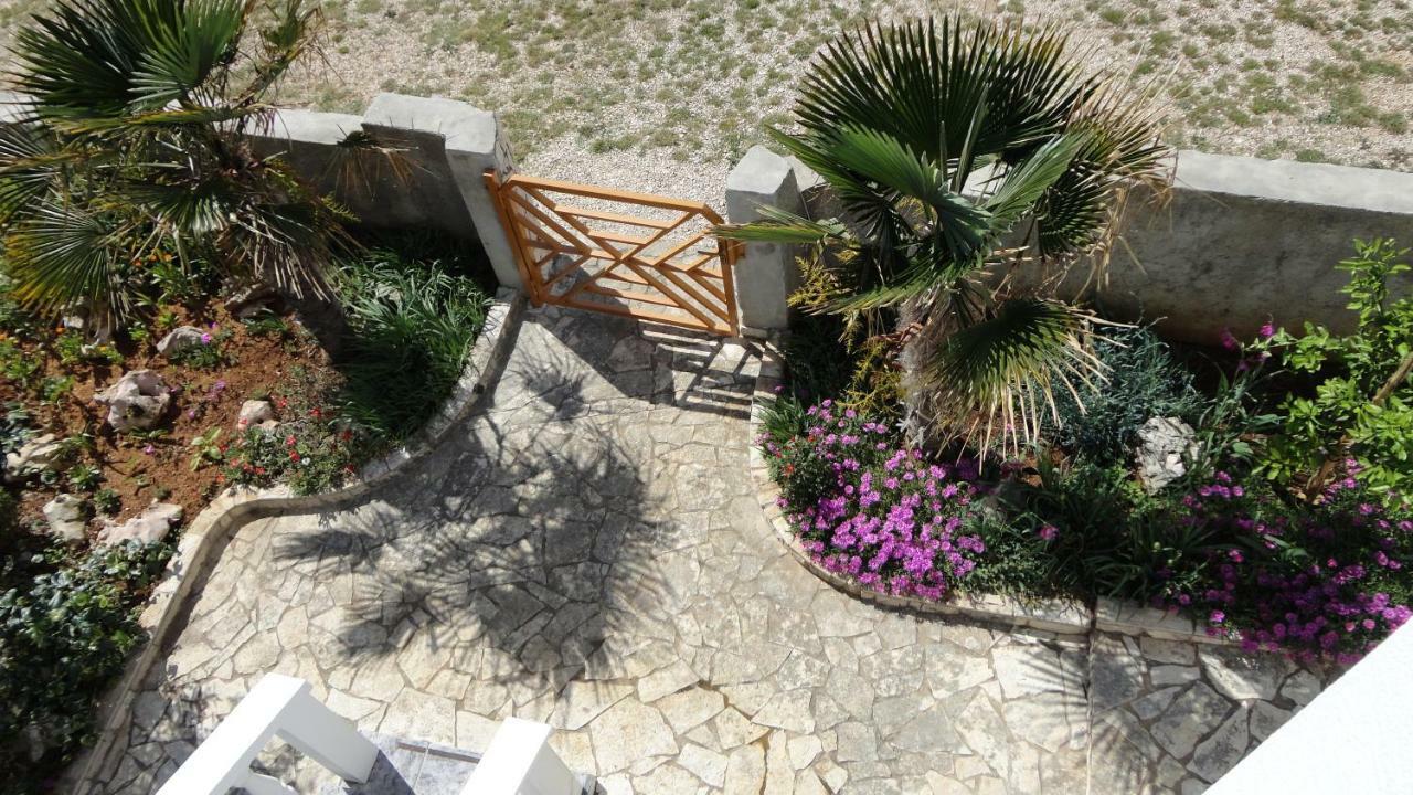 Apartments Lora Vir Dış mekan fotoğraf